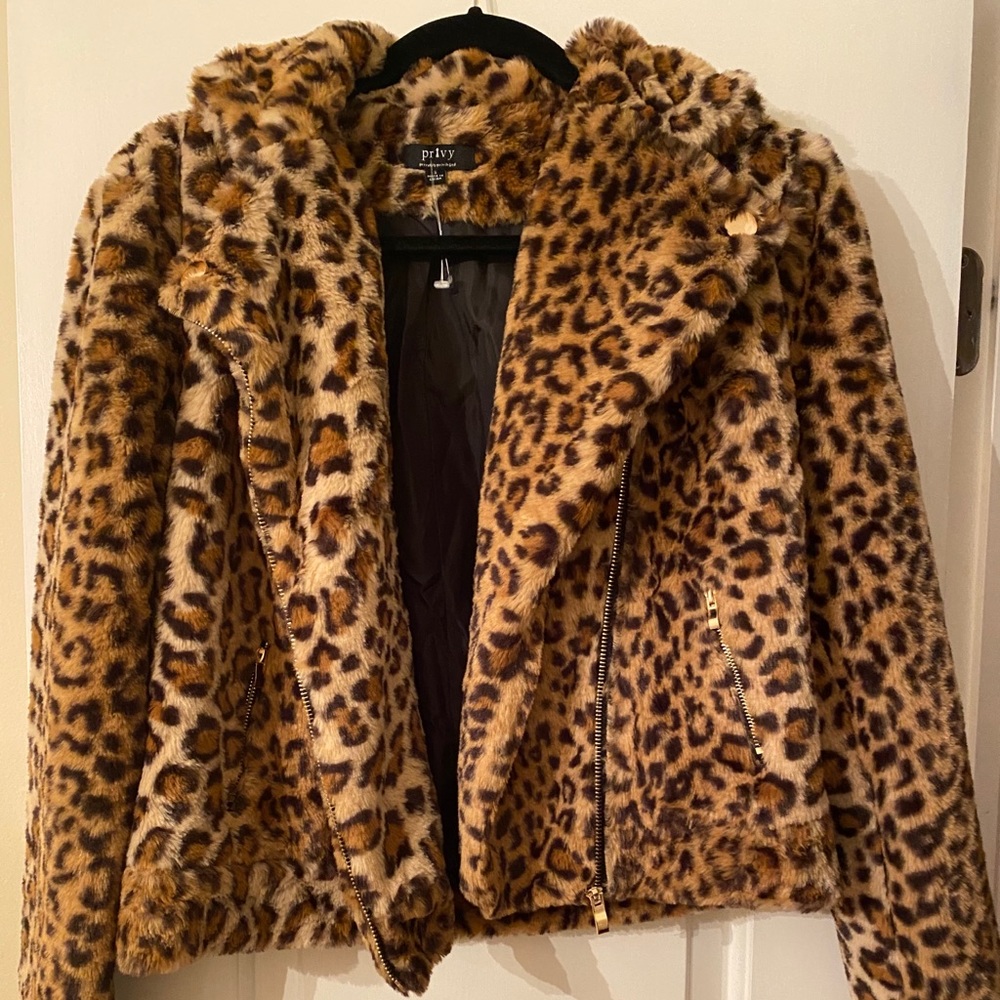 Crop lepord fur jacket with zipper
